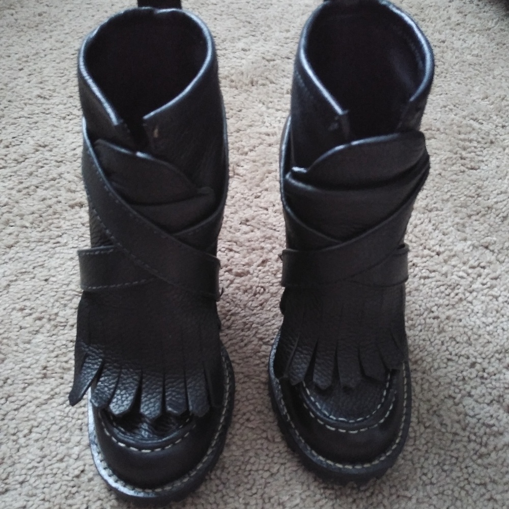 Reposh Tory Burch ankle military bootie